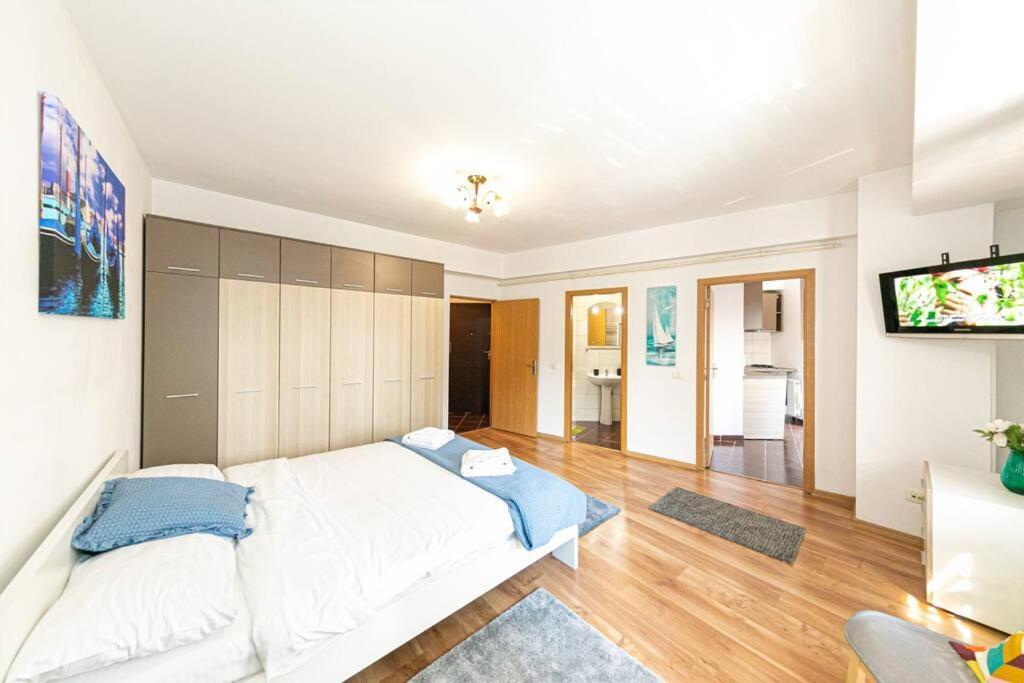 Central Studio Bucur Boekarest Buitenkant foto