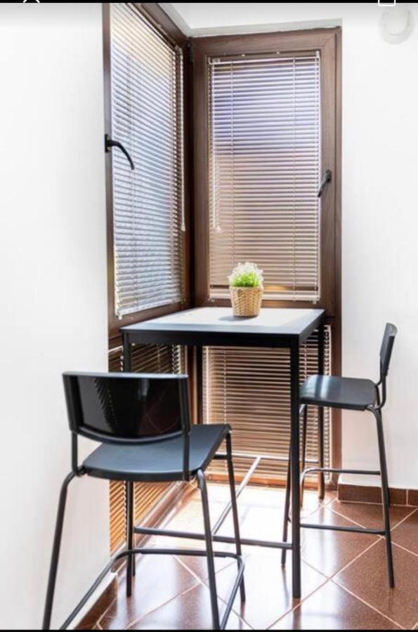 Central Studio Bucur Boekarest Buitenkant foto